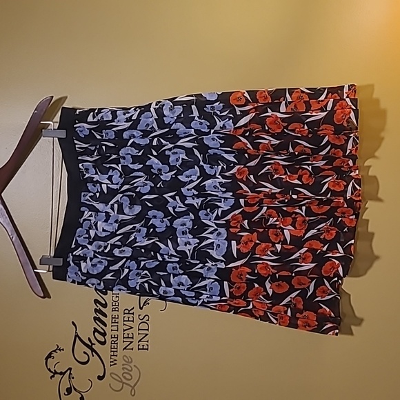Ann Taylor Dresses & Skirts - Ann Taylor Pleated Floral Skirt